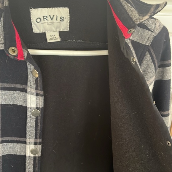 Light button down - Picture 5 of 5